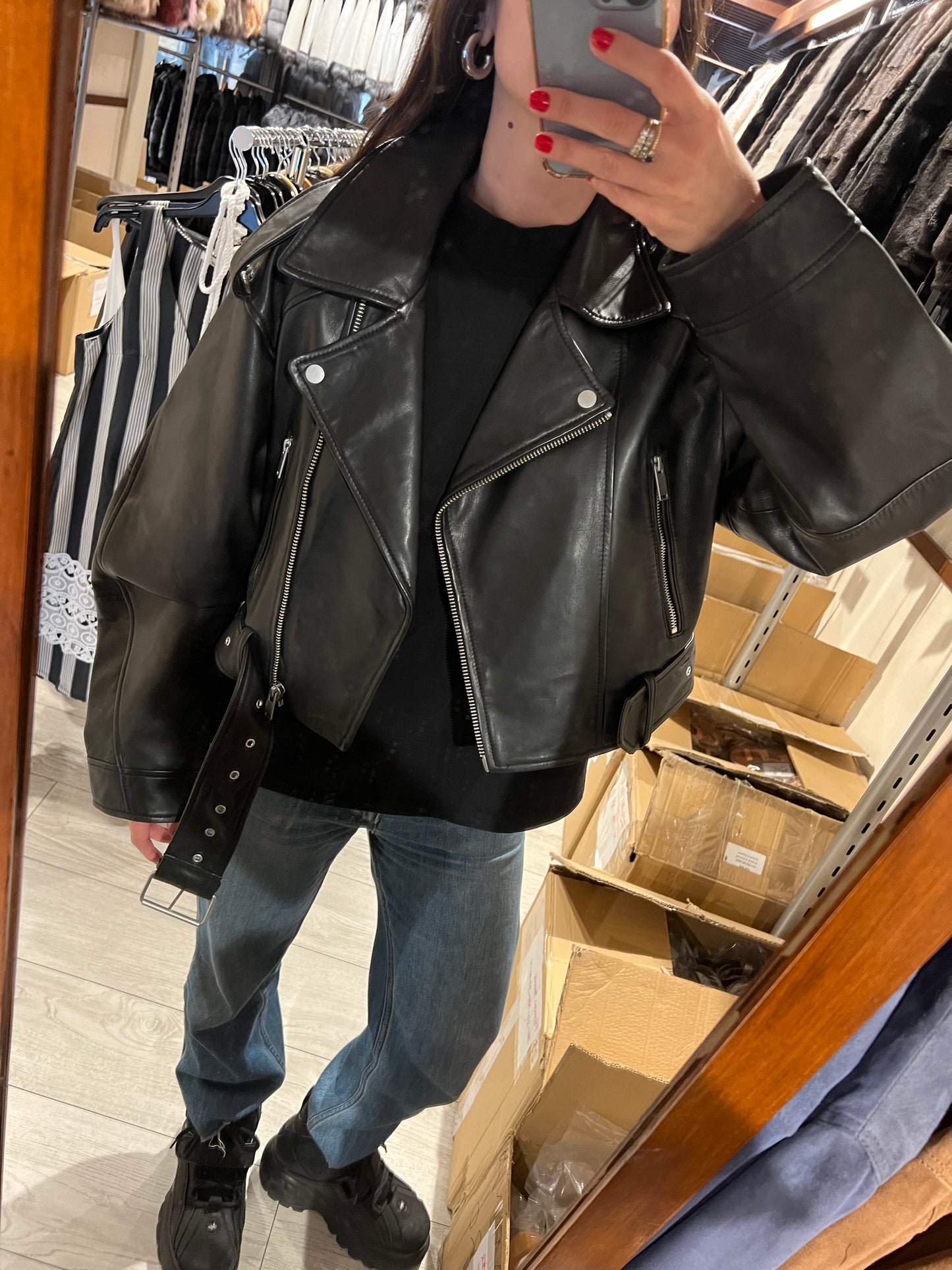 Chaqueta biker oversize cuero