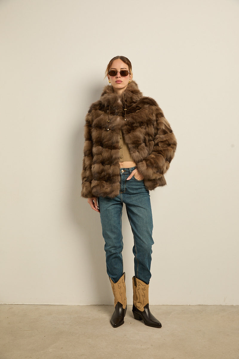 Chaqueta capucha martas cibelinas