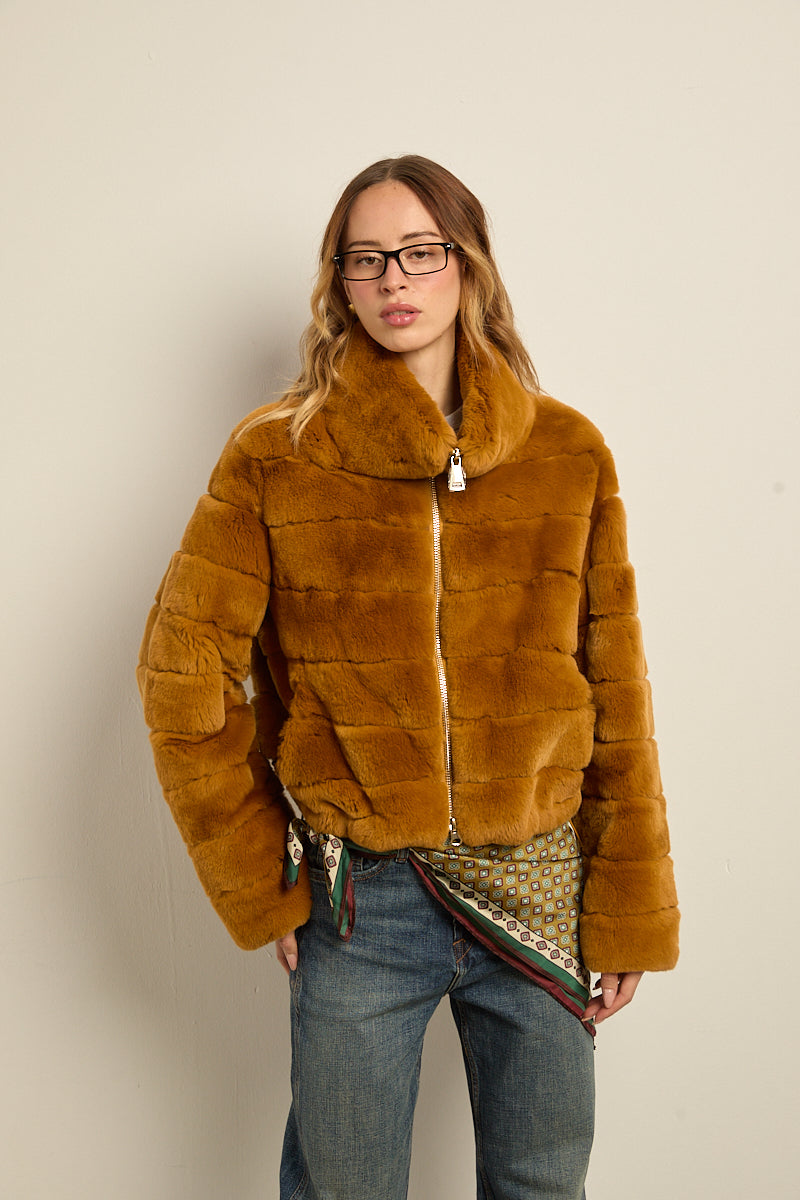 Chaqueta de piel rex con cremallera