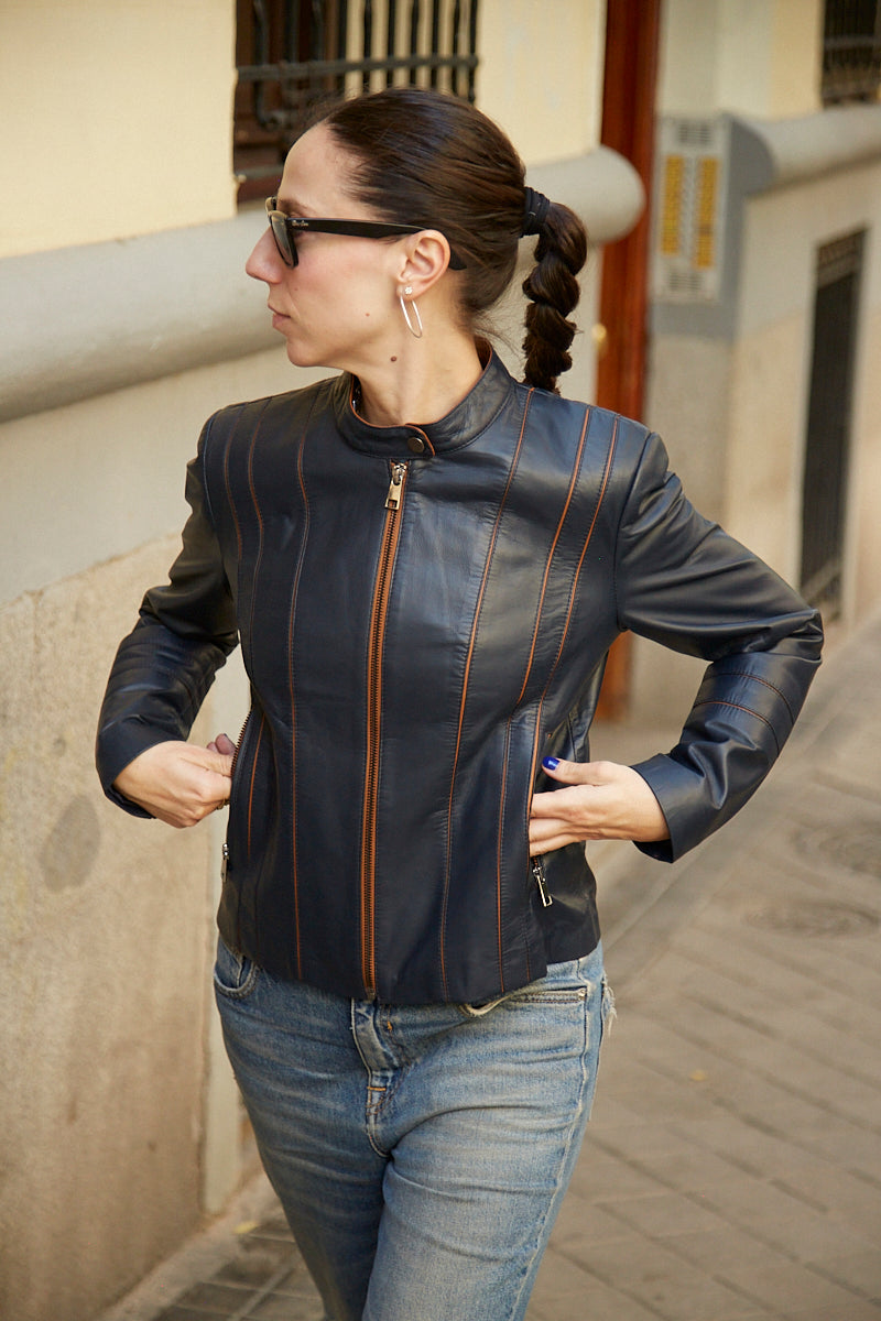 Chaqueta de cuero cuello mao azul