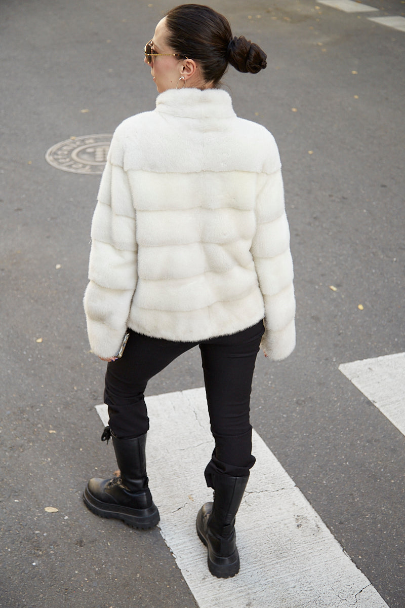 Chaqueta visón color hielo modelo Cocó