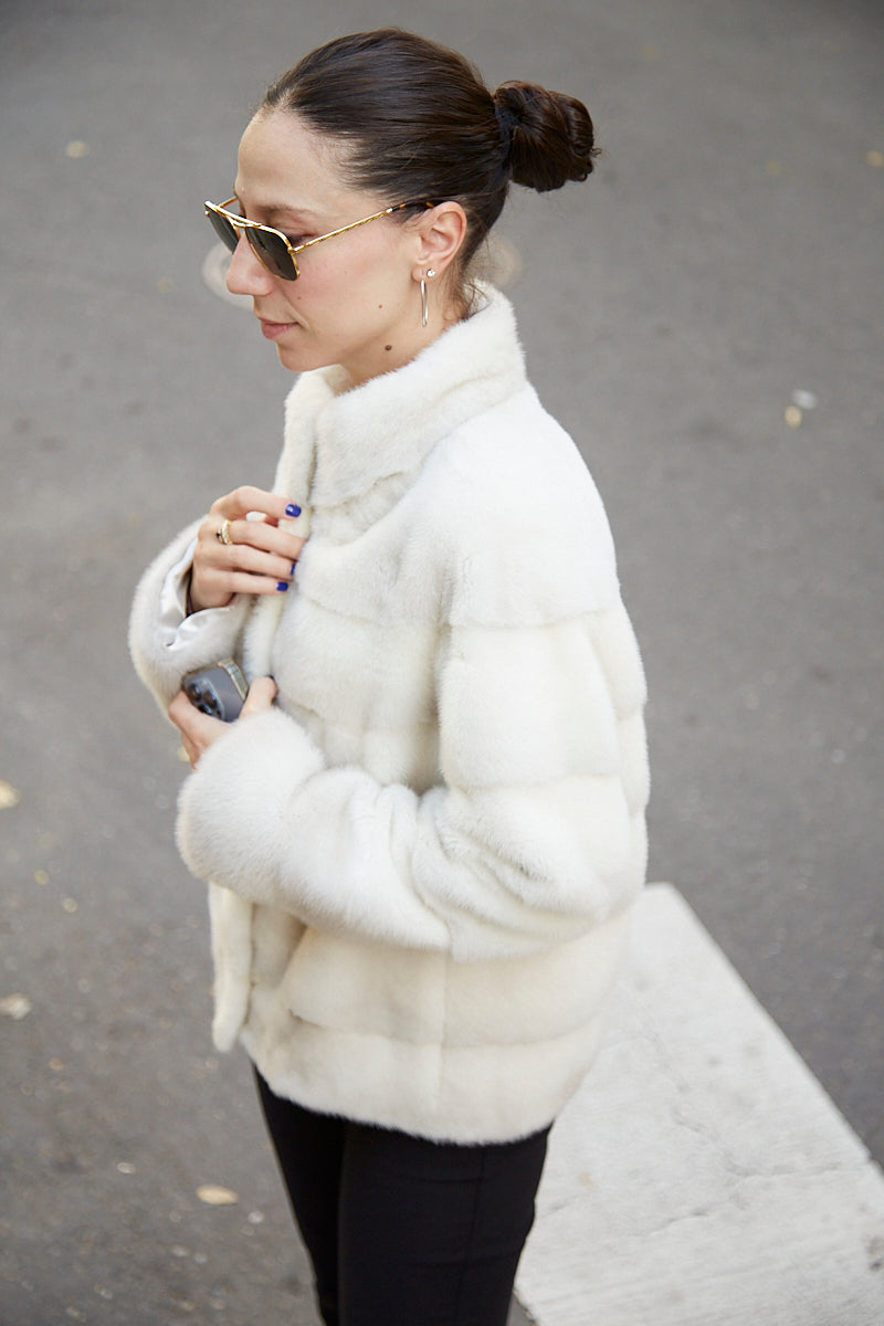Chaqueta visón color hielo modelo Cocó