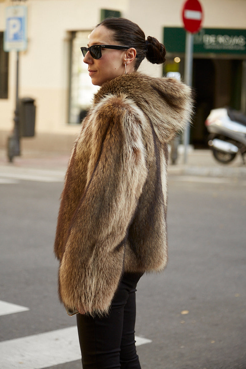 Chaqueta con capucha raccoon natural
