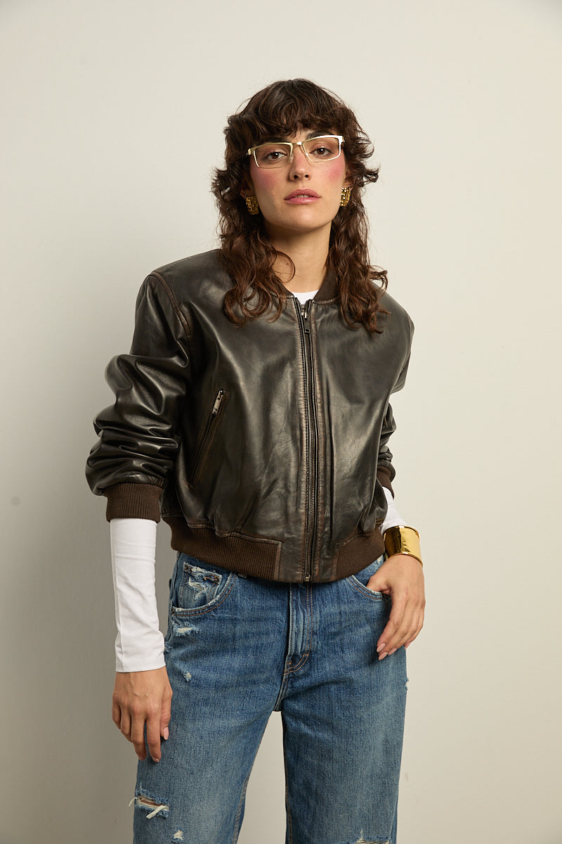 Cazadora tipo bomber de cuero
