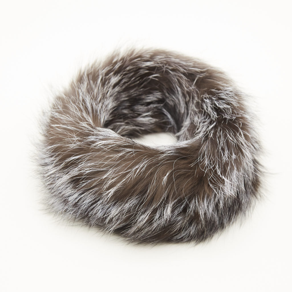 Diadema/Cuello zorro natural plateado