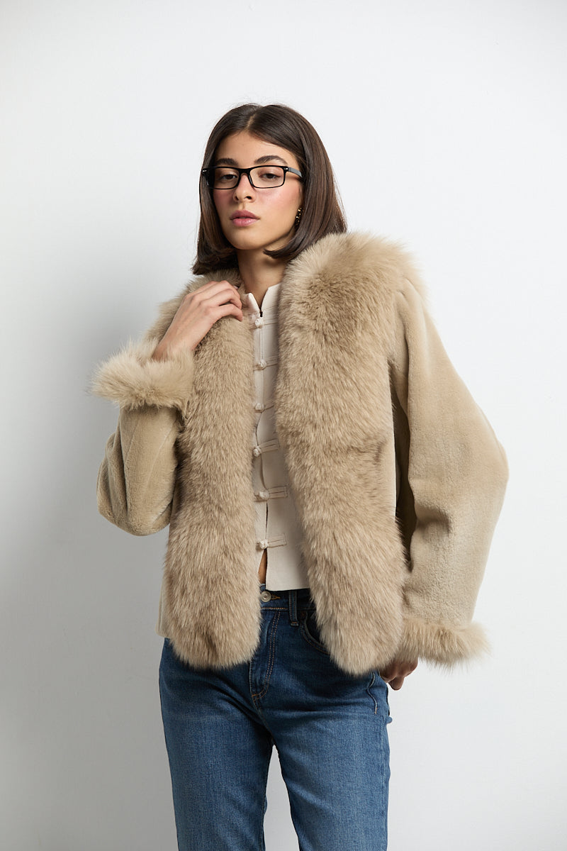 Chaqueta visón rasado con zorro gris claro DIVA COLLECTION