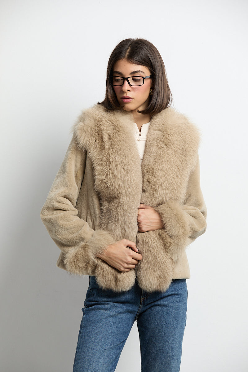 Chaqueta visón rasado con zorro gris claro DIVA COLLECTION