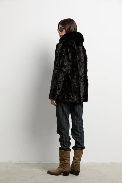 Abrigo visón negro cuello zorro