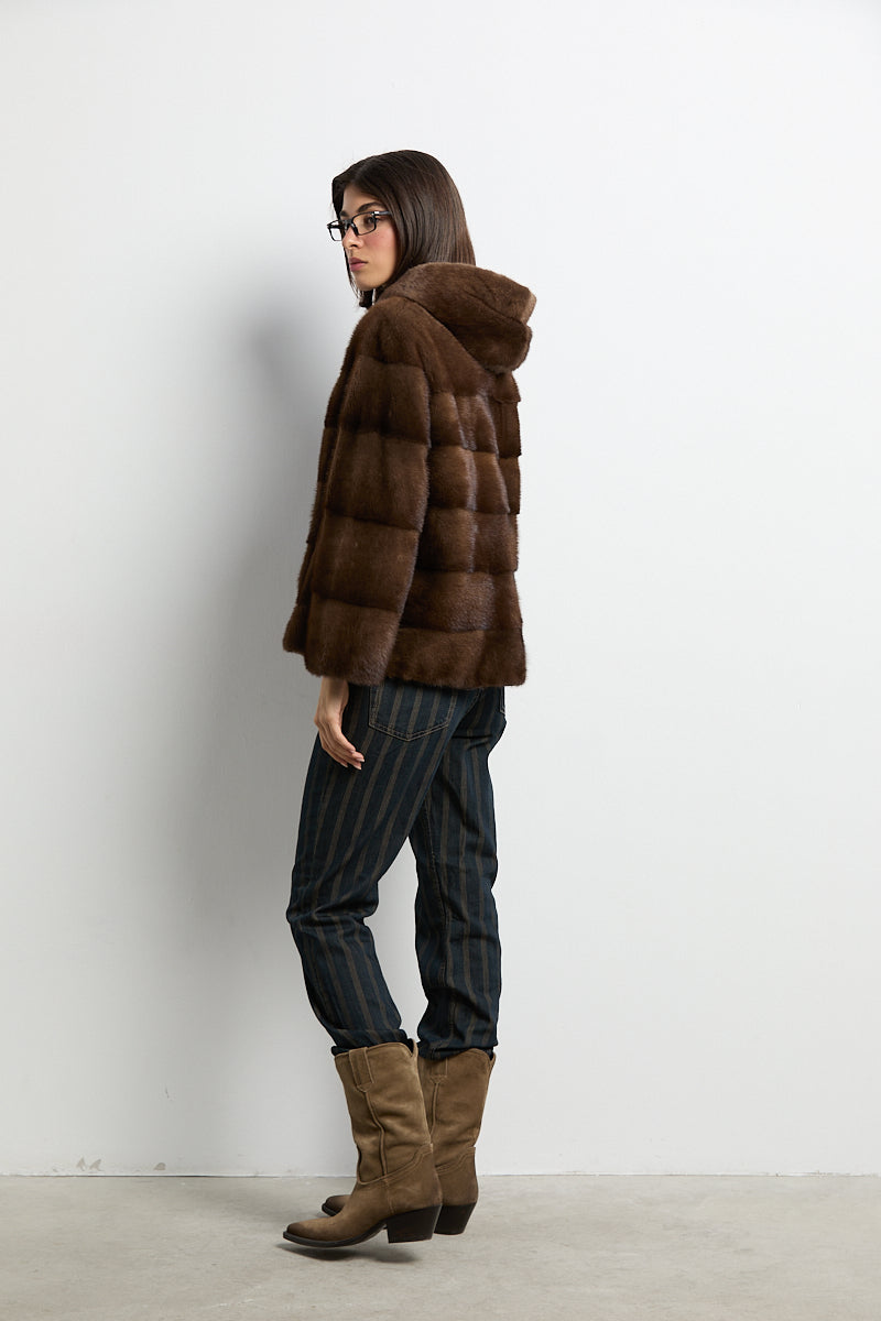 Chaqueta de visón con capucha natural demi