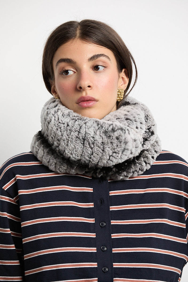 Cuello cerrado doble vuelta extra grande