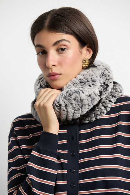 Cuello cerrado doble vuelta extra grande