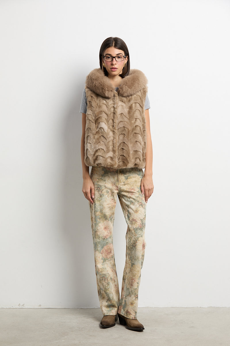 Chaleco visón patchwork con zorro beige