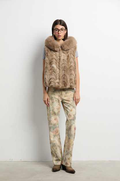 Chaleco visón patchwork con zorro beige