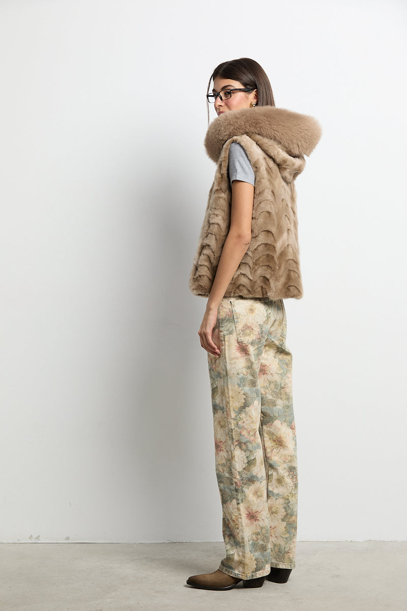 Chaleco visón patchwork con zorro beige