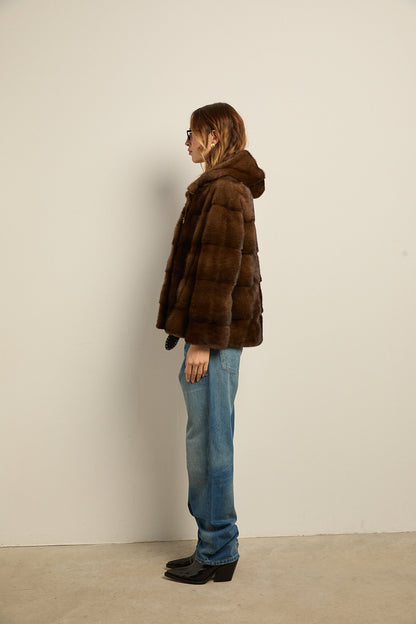 Chaqueta de visón con capucha natural demi
