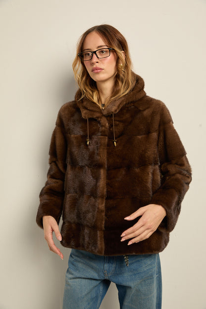 Chaqueta de visón con capucha natural demi