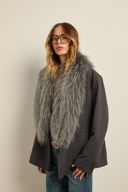 Estola de piel de raccoon gris