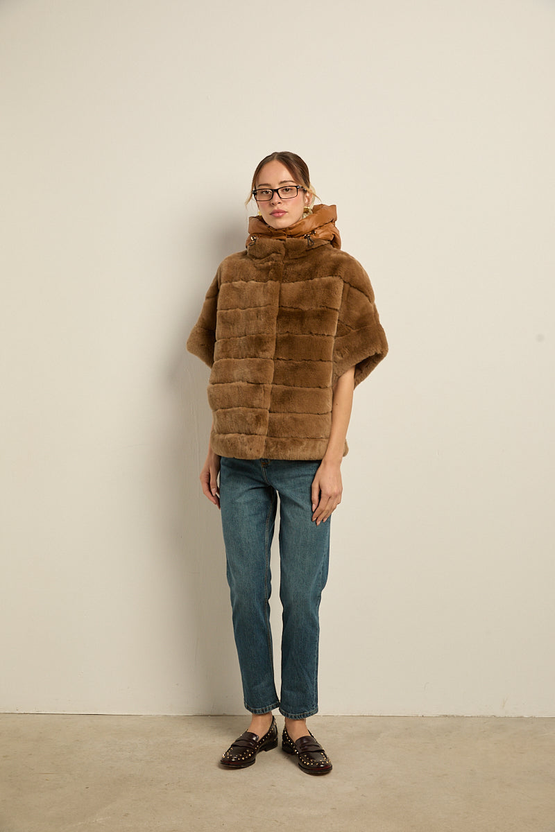 Chaqueta de piel rex con plumas desmontable