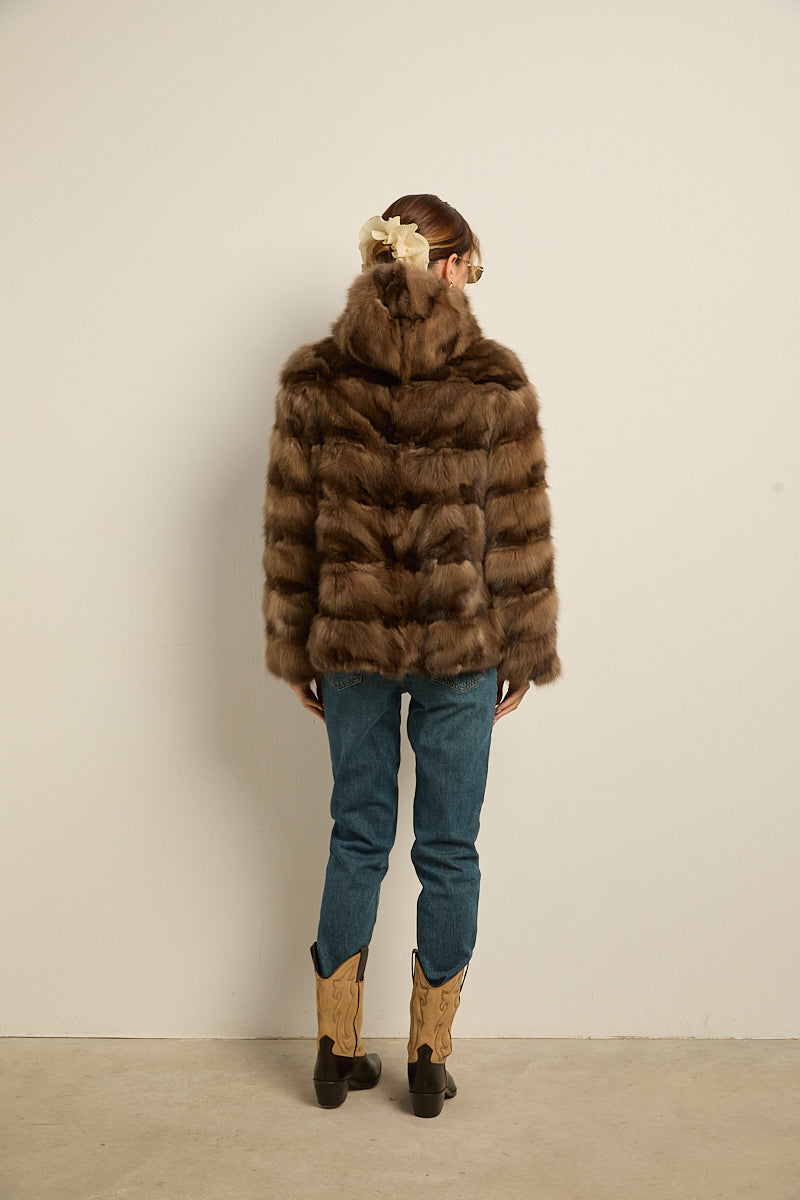 Chaqueta capucha martas cibelinas