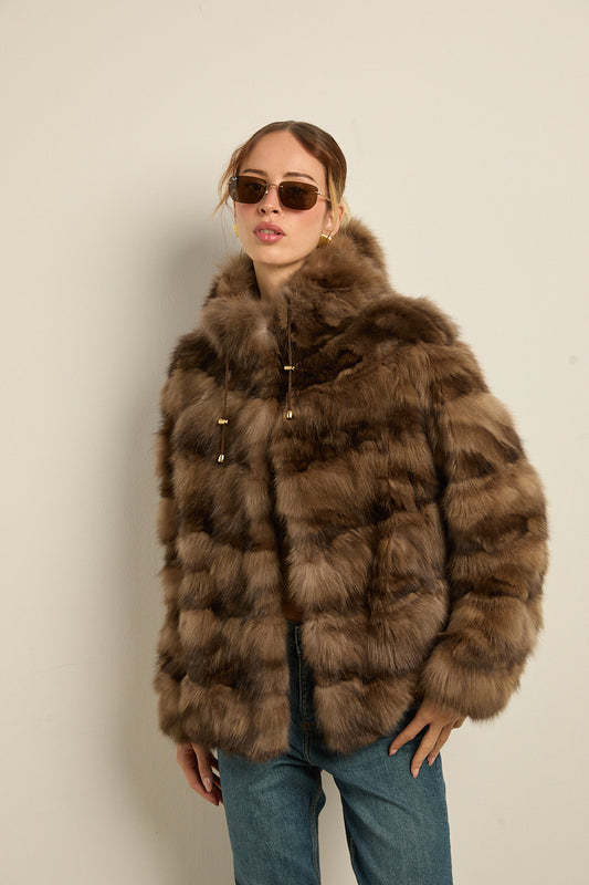 Chaqueta capucha martas cibelinas