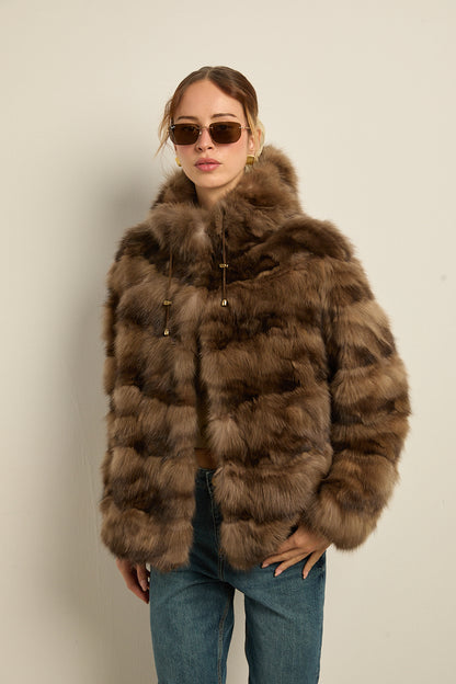 Chaqueta capucha martas cibelinas