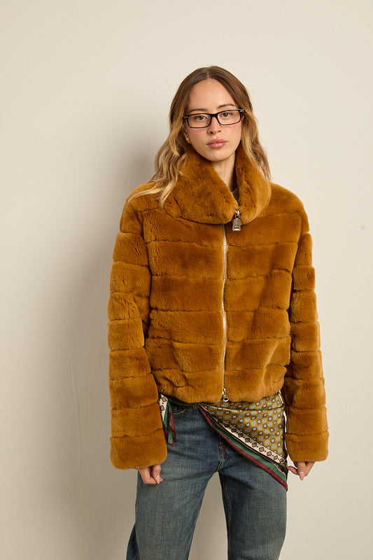 Chaqueta de piel rex con cremallera