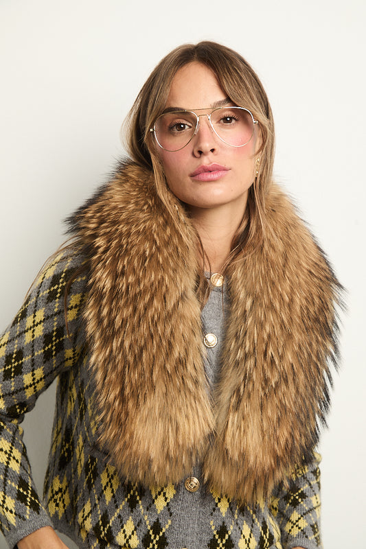 Cuello smoking raccoon