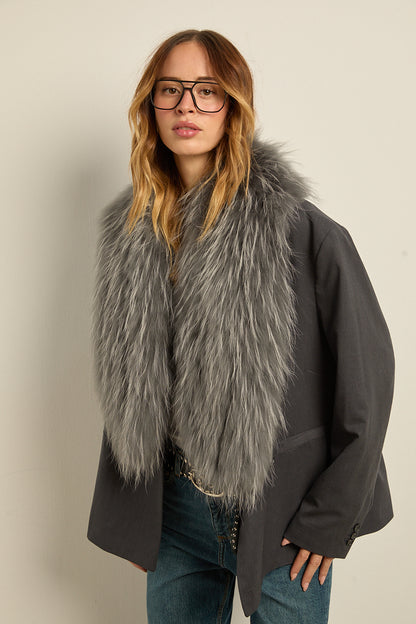 Estola de piel de raccoon gris
