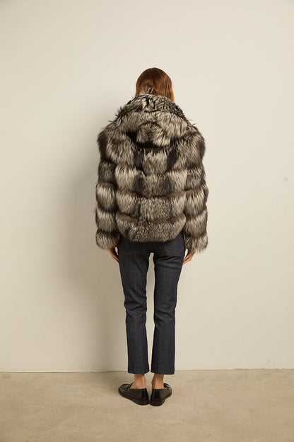 Chaquetón con capucha zorro silver fox