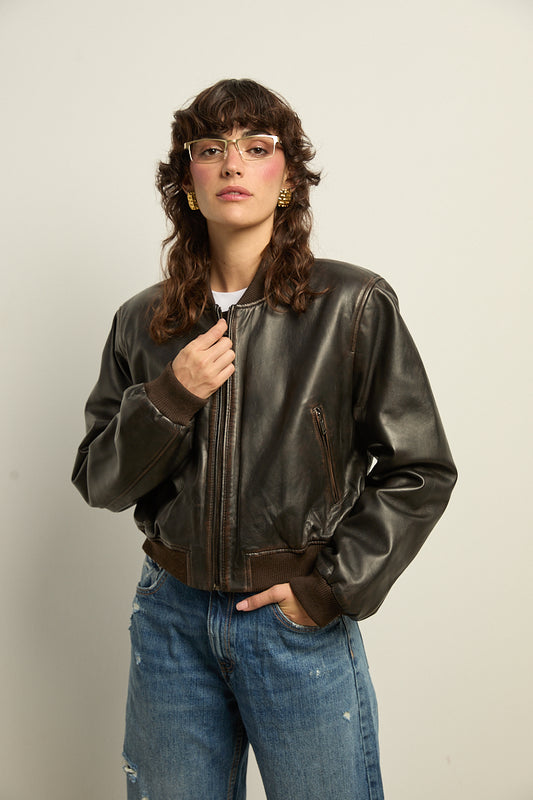 Cazadora tipo bomber de cuero